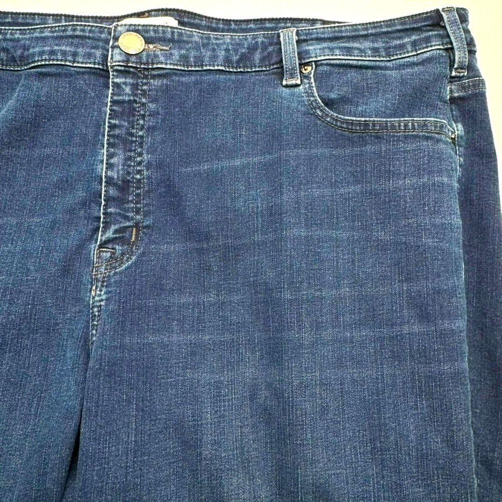 LANE BRYANT Womens 26S Short Medium Wash Mid Rise Super Stretch Straight Jeans‎